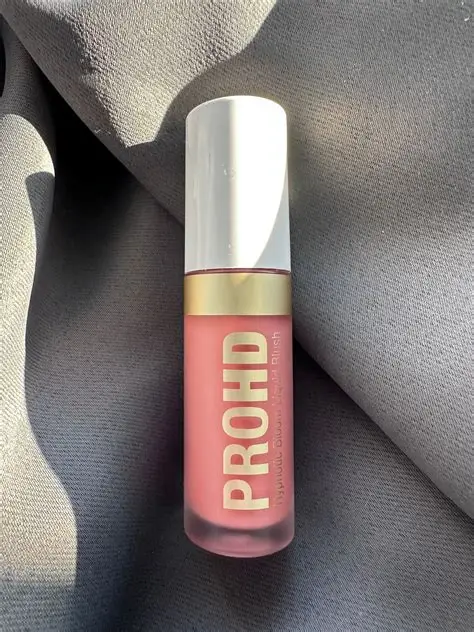 ProHD Hypnotic Bloom Liquid Blush
